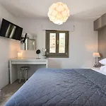 Miramare Mykonos *