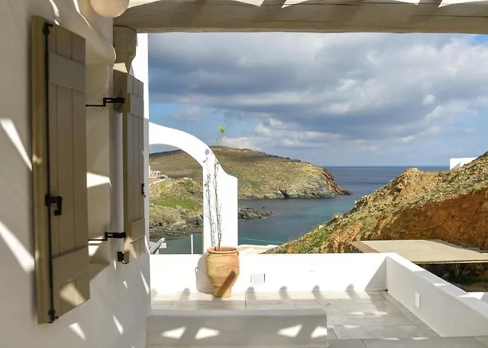 Miramare Mykonos * Merchia Beach