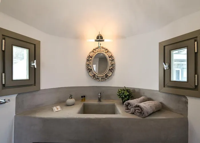 Miramare Mykonos * Merchia Beach